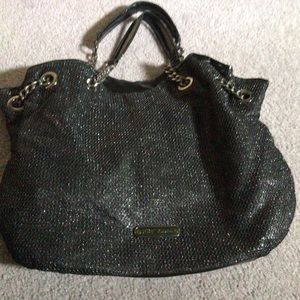 MAKE AN OFFER



Betsy Johnson purse